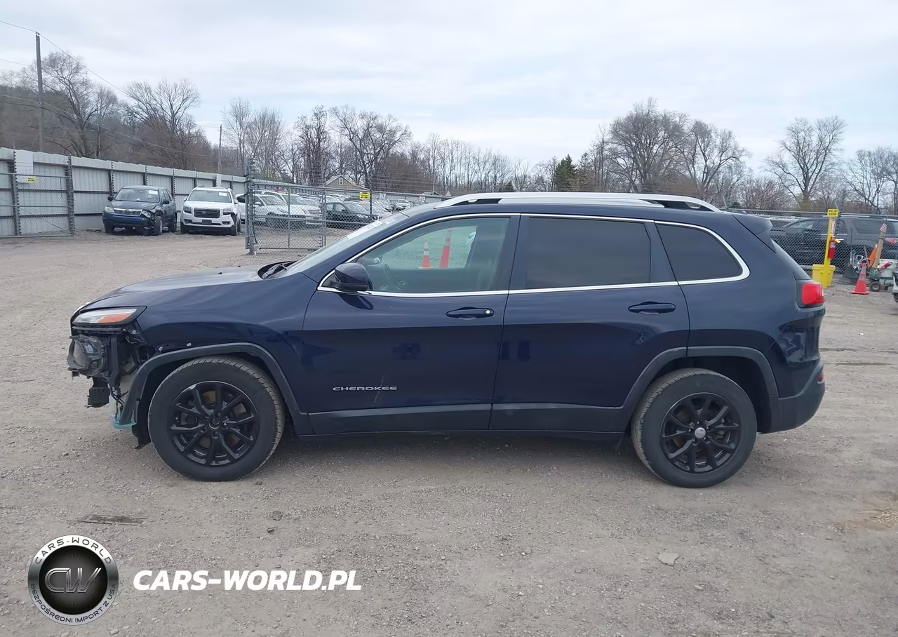 2016 Jeep Cherokee Latitude VIN:1C4PJLCB7GW342840 - 15