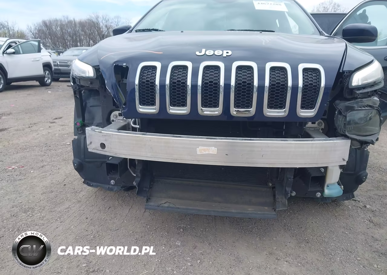2016 Jeep Cherokee Latitude VIN:1C4PJLCB7GW342840 - 6