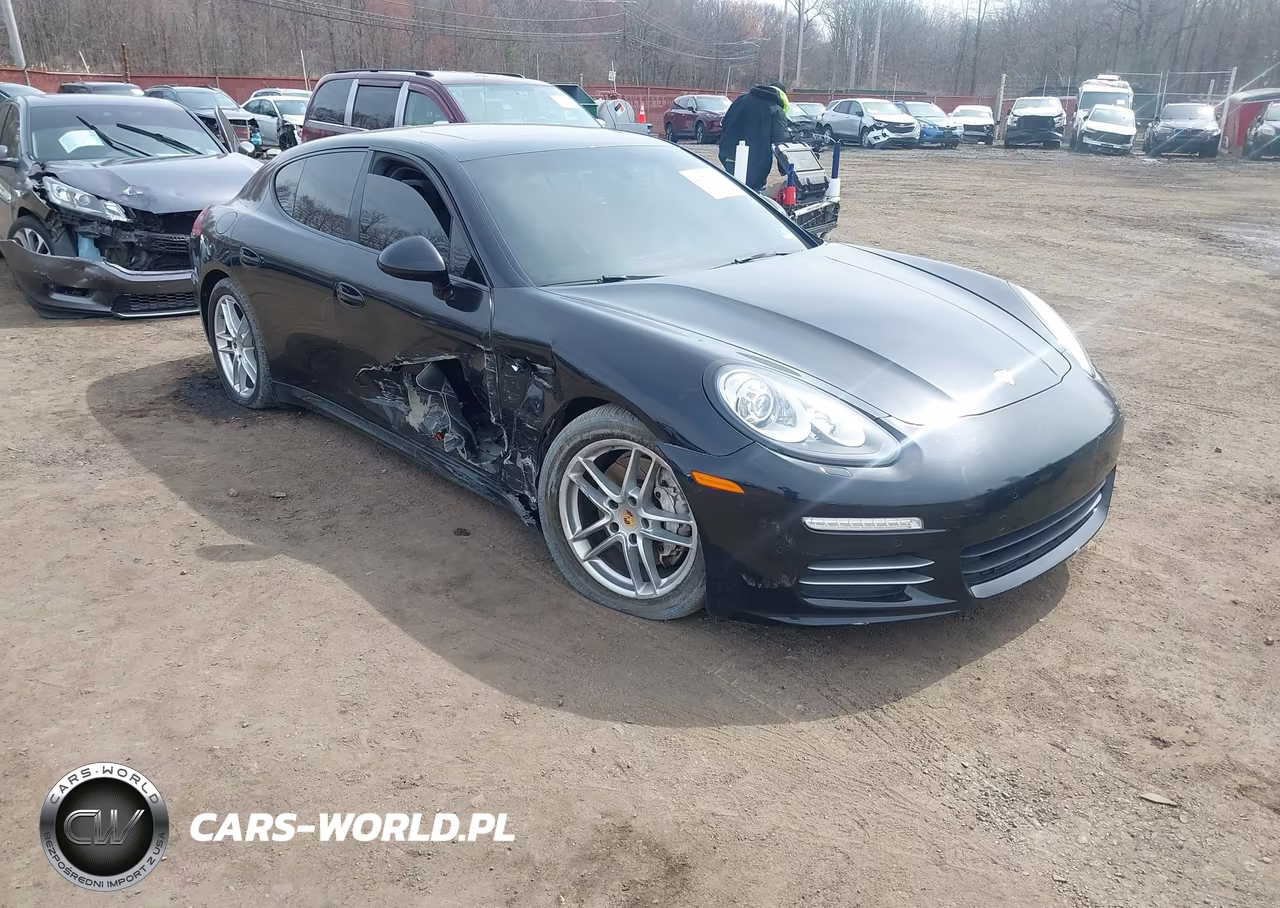 2016 Porsche Panamera 4