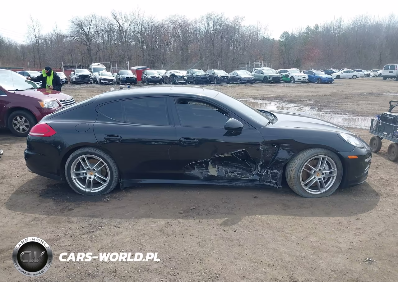 2016 Porsche Panamera 4 VIN:WP0AA2A78GL000880 - 13