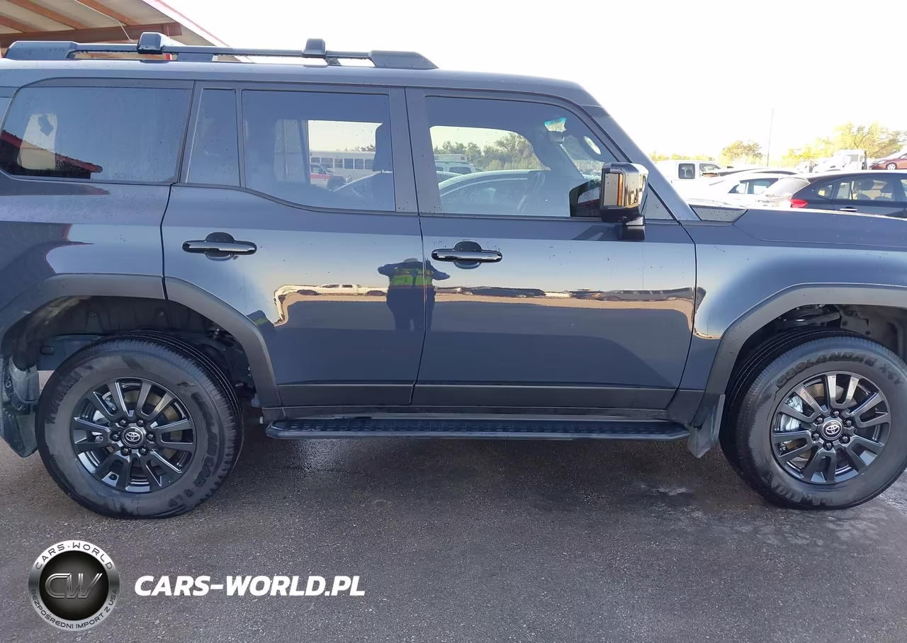 2025 Toyota Land Cruiser VIN:JTEABFAJ3SK047129 - 14