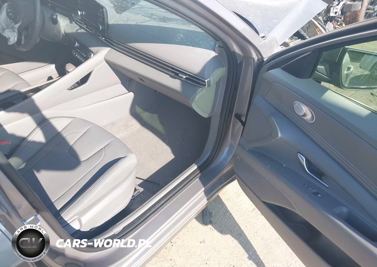 2022 Hyundai Elantra Sel VIN:KMHLN4AG9NU266131 - 5