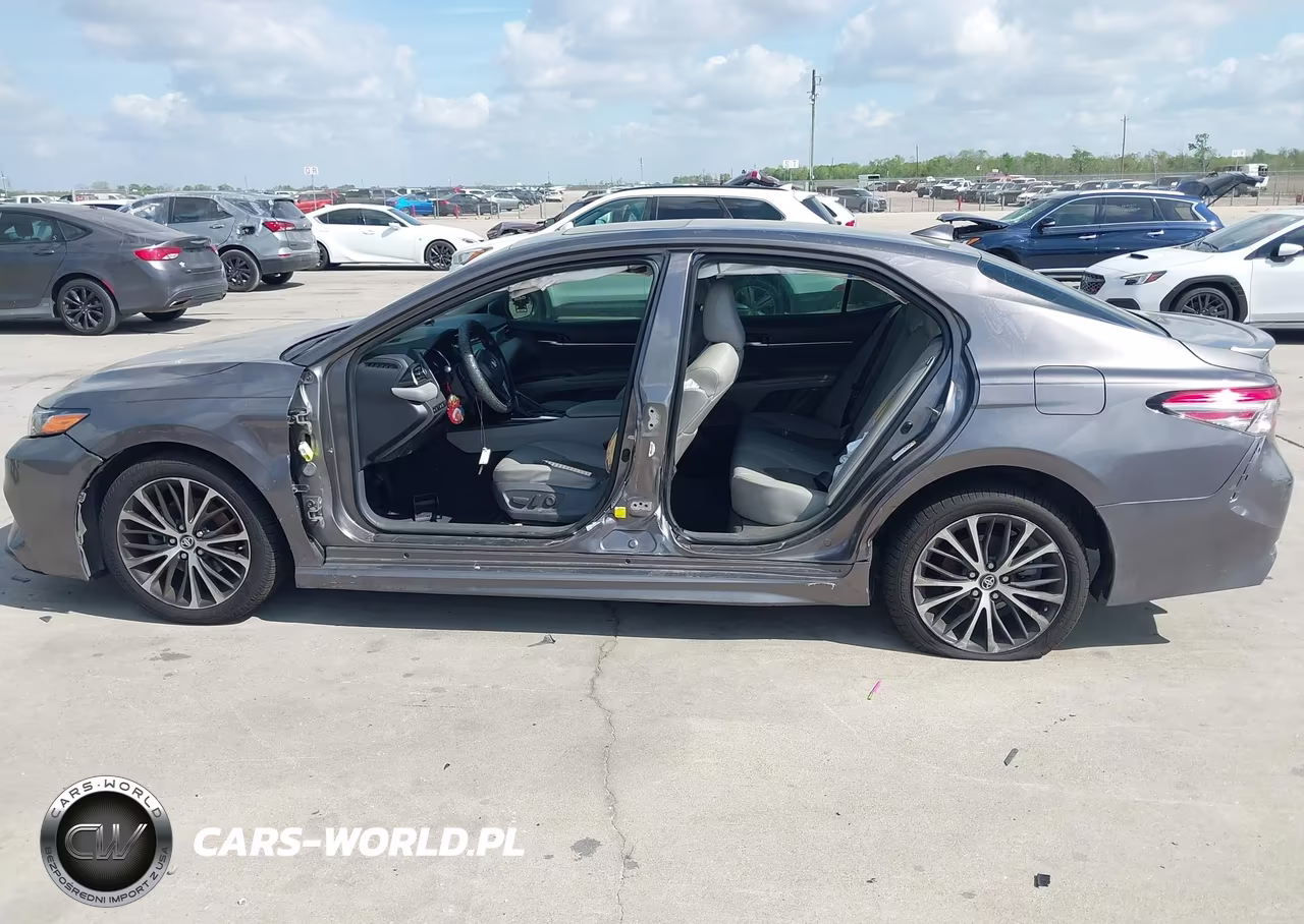 2019 Toyota Camry Se VIN:4T1B11HKXKU697203 - 14