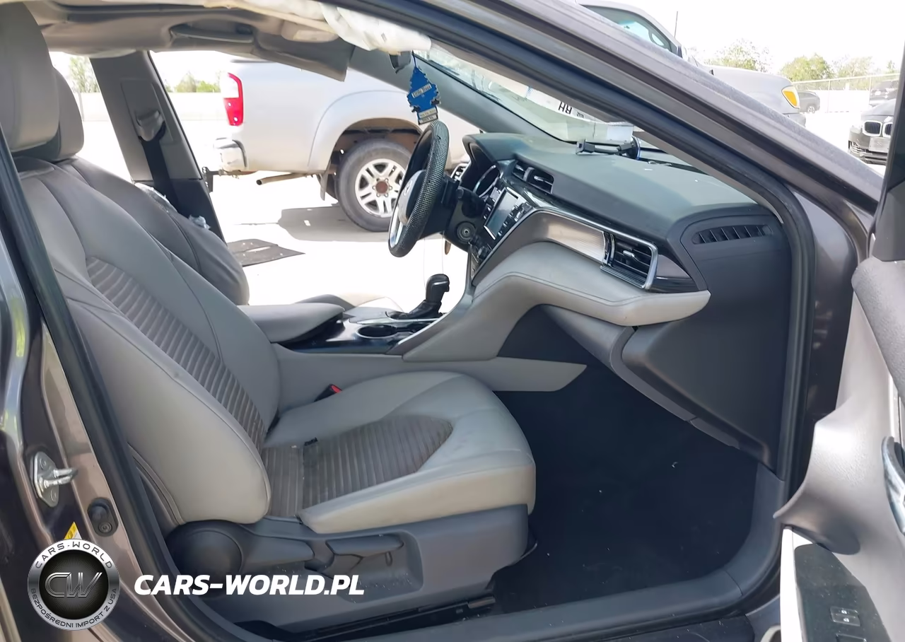 2019 Toyota Camry Se VIN:4T1B11HKXKU697203 - 5