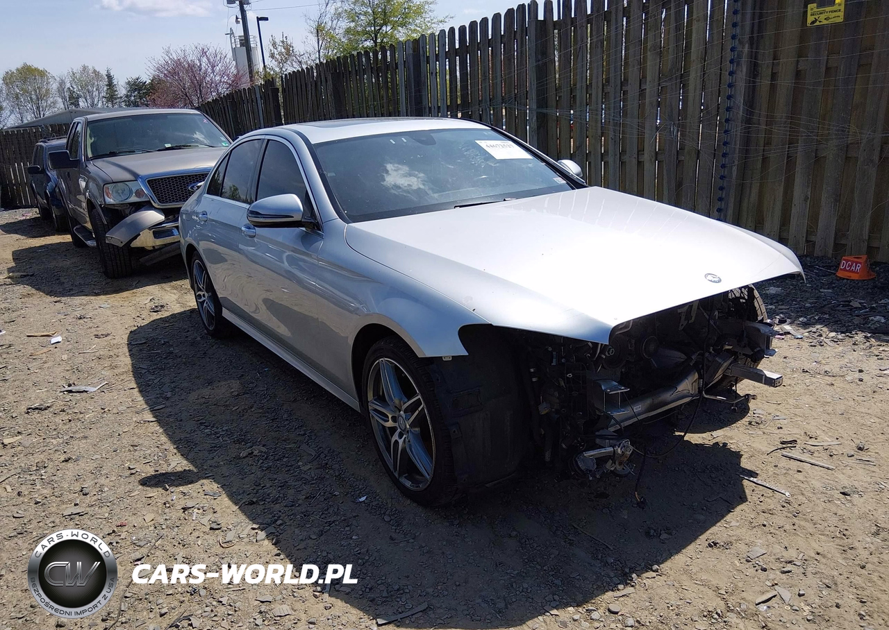 2017 Mercedes-Benz E 300 4Matic