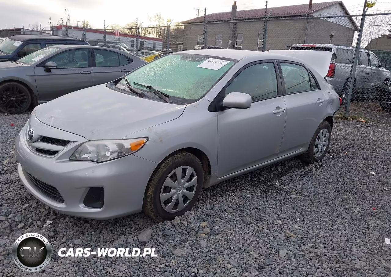 2011 Toyota Corolla Le VIN:2T1BU4EE5BC730424 - 2