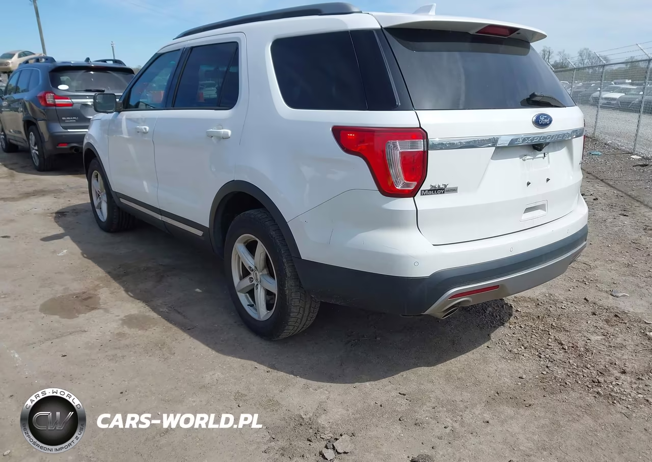 2017 Ford Explorer Xlt VIN:1FM5K8D81HGB16627 - 3