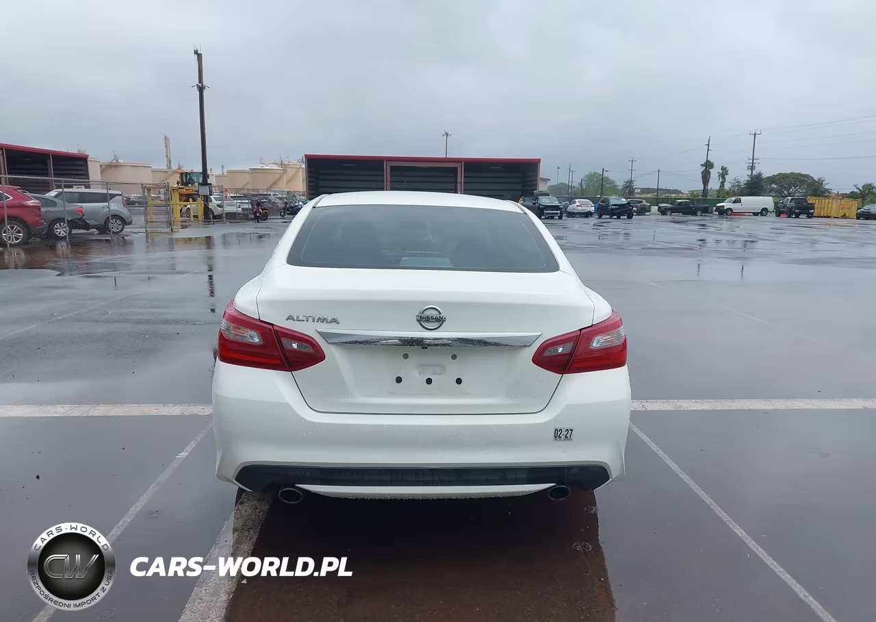 2018 Nissan Altima 2.5 S VIN:1N4AL3AP1JC128732 - 16