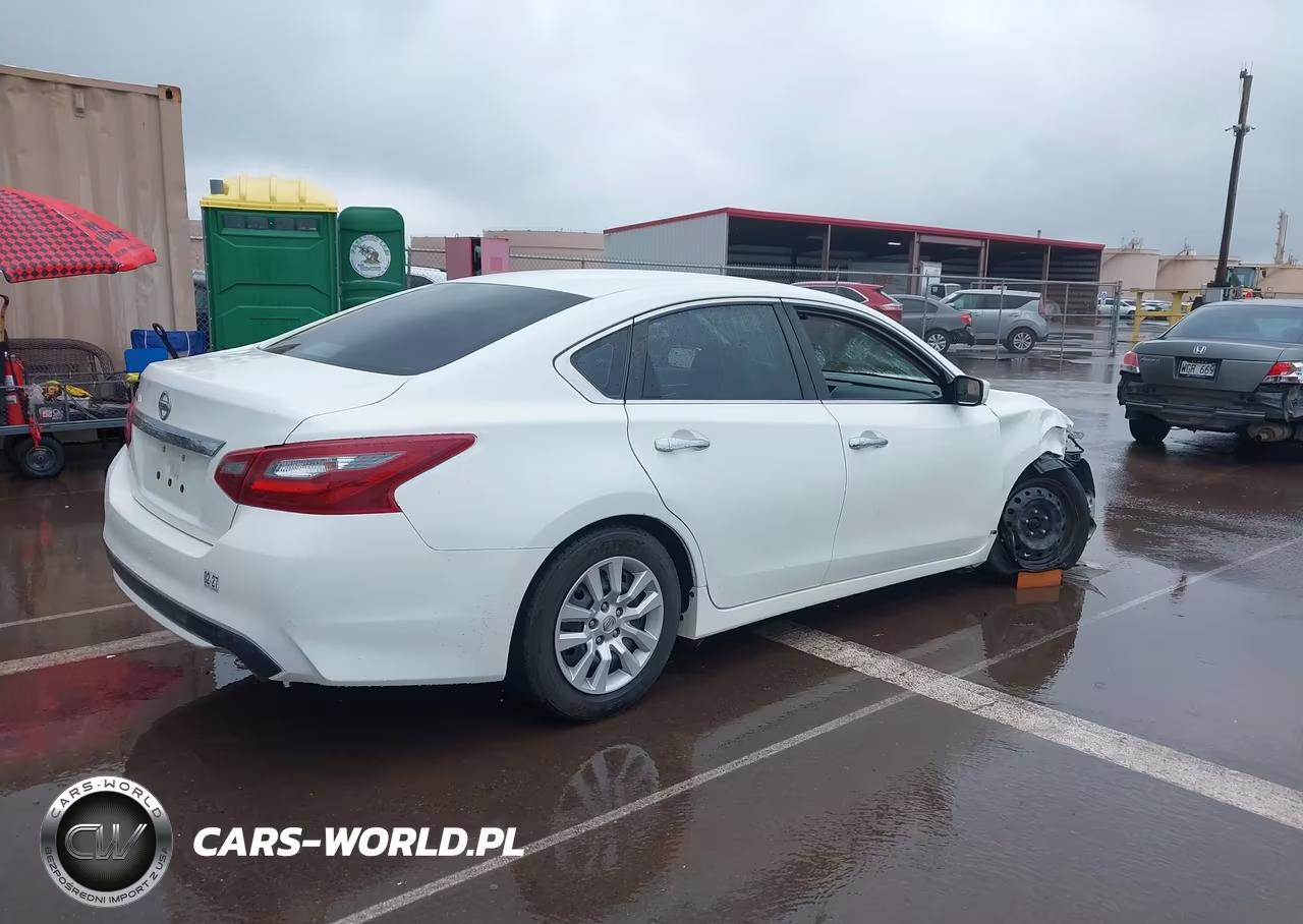 2018 Nissan Altima 2.5 S VIN:1N4AL3AP1JC128732 - 4