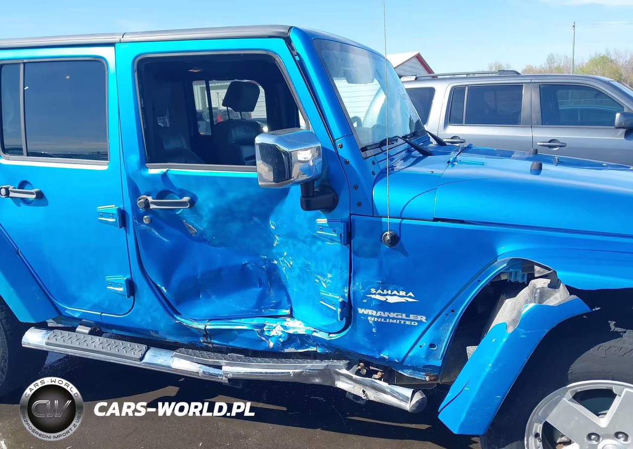 2010 Jeep Wrangler Unlimited Sahara VIN:1J4HA5H11AL166886 - 6