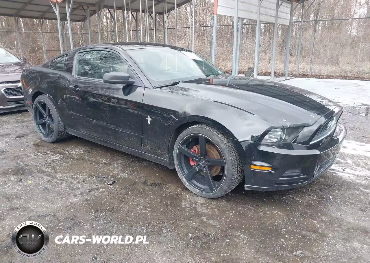 2014 Ford Mustang V6