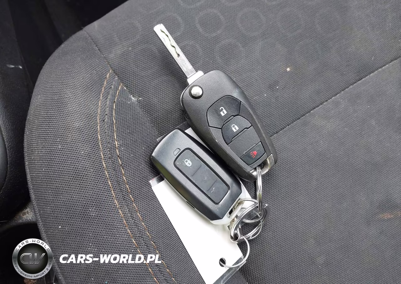 2019 Chevrolet Trax Ls VIN:3GNCJKSB0KL138901 - 11