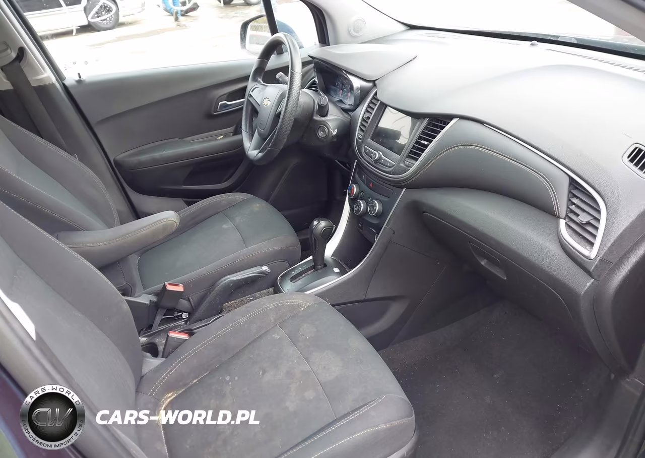 2019 Chevrolet Trax Ls VIN:3GNCJKSB0KL138901 - 5