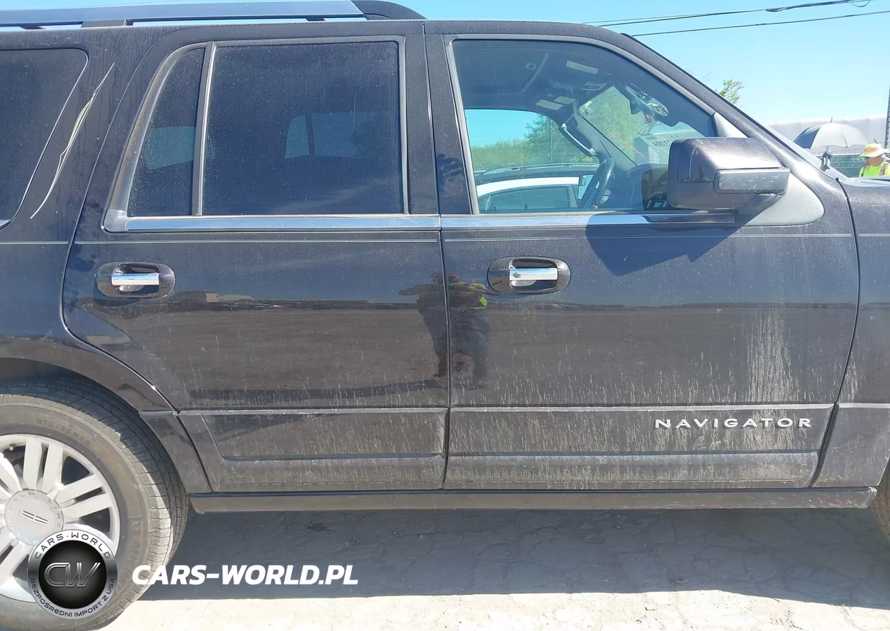 2014 Lincoln Navigator VIN:5LMJJ2H57EEL03034 - 14