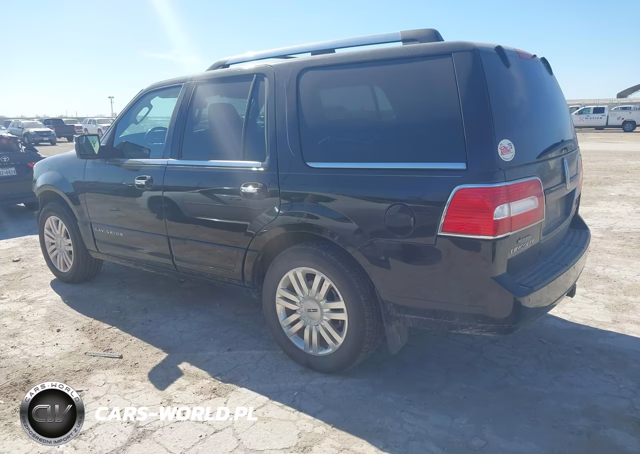 2014 Lincoln Navigator VIN:5LMJJ2H57EEL03034 - 3