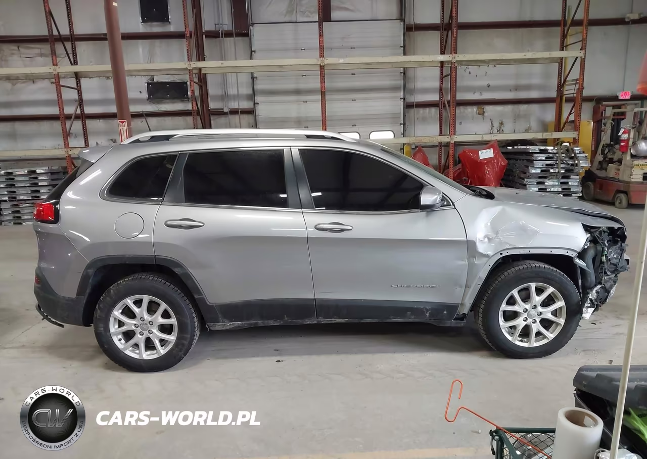 2016 Jeep Cherokee Latitude VIN:1C4PJMCS6GW278991 - 13