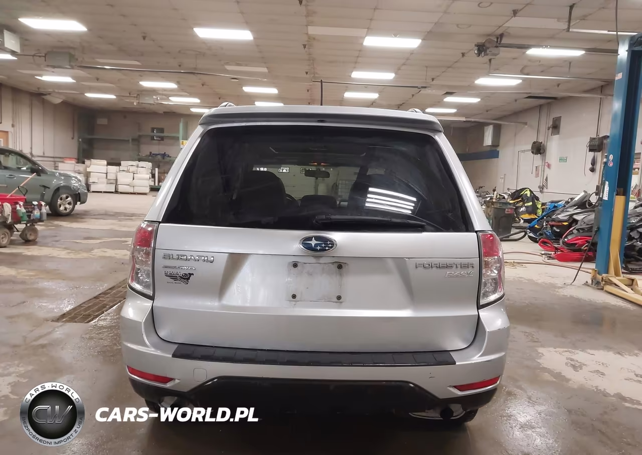 2011 Subaru Forester 2.5X Premium VIN:JF2SHADC6BH768406 - 16
