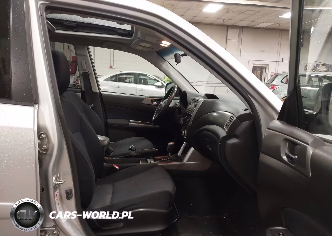 2011 Subaru Forester 2.5X Premium VIN:JF2SHADC6BH768406 - 5