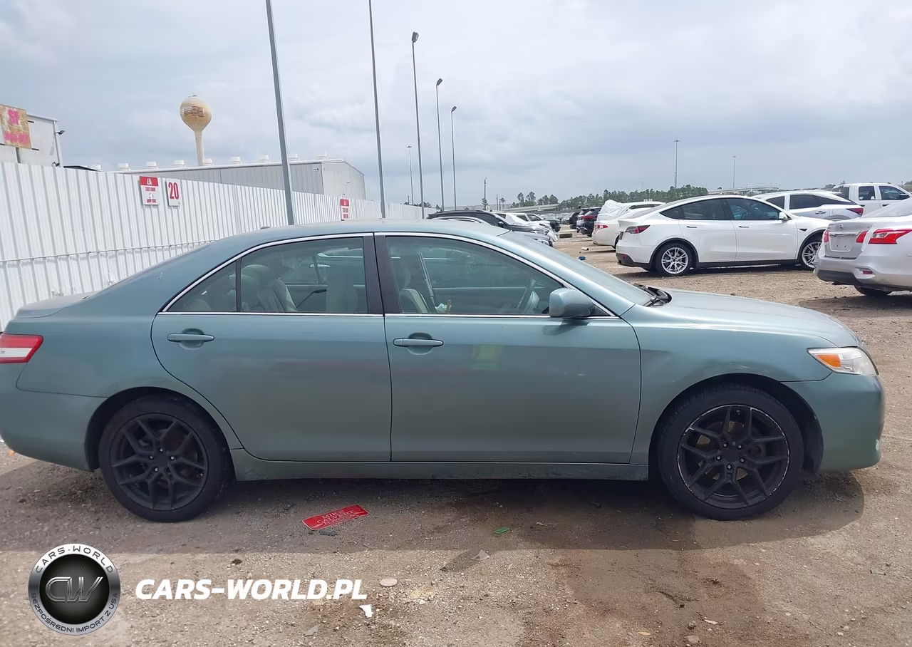 2010 Toyota Camry Le VIN:4T4BF3EK6AR061397 - 12