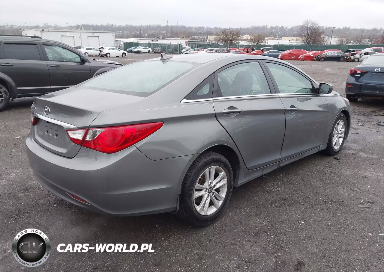 2013 Hyundai Sonata Gls VIN:5NPEB4ACXDH699310 - 4