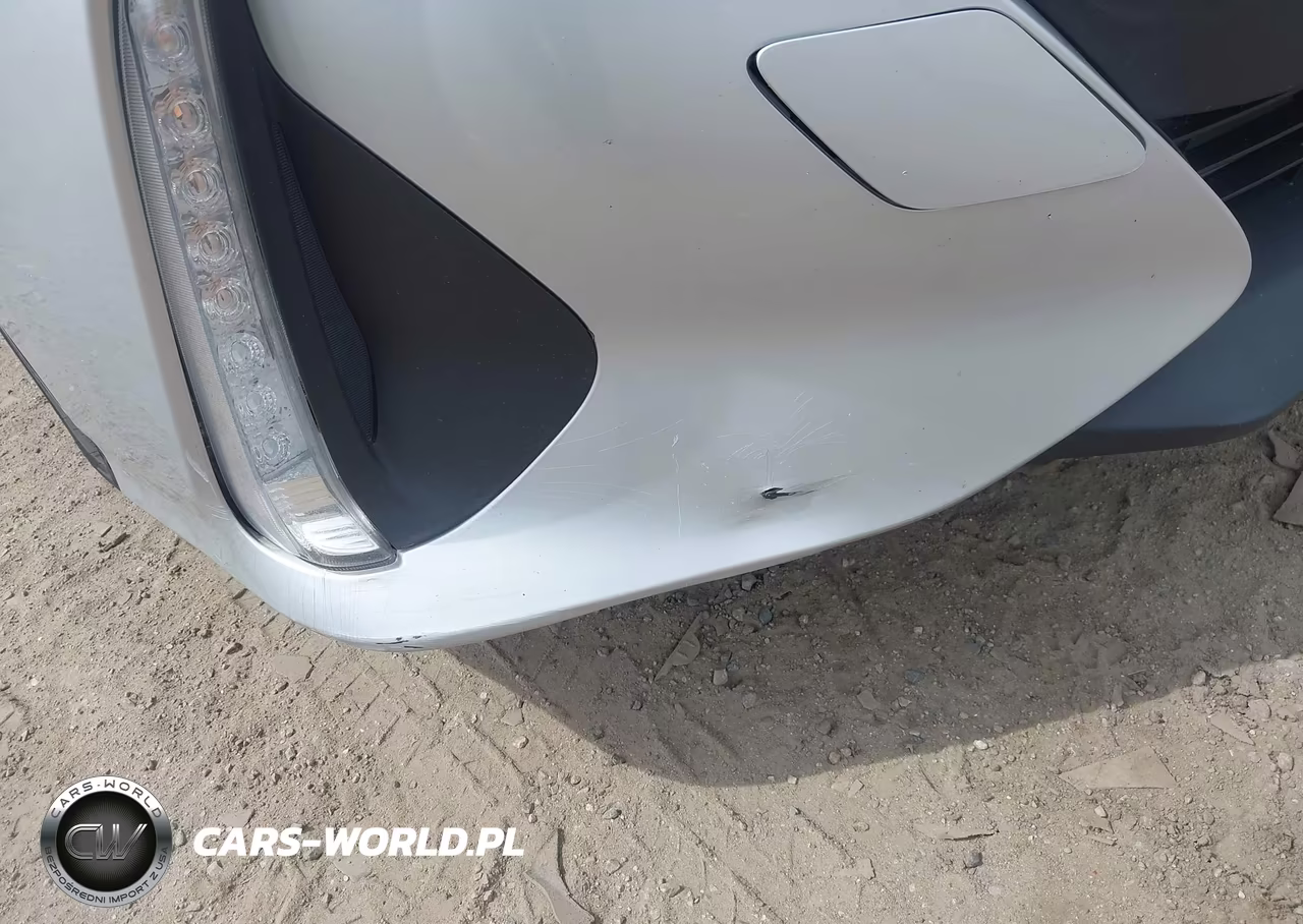 2018 Toyota Prius Prime Premium VIN:JTDKARFP9J3092692 - 6
