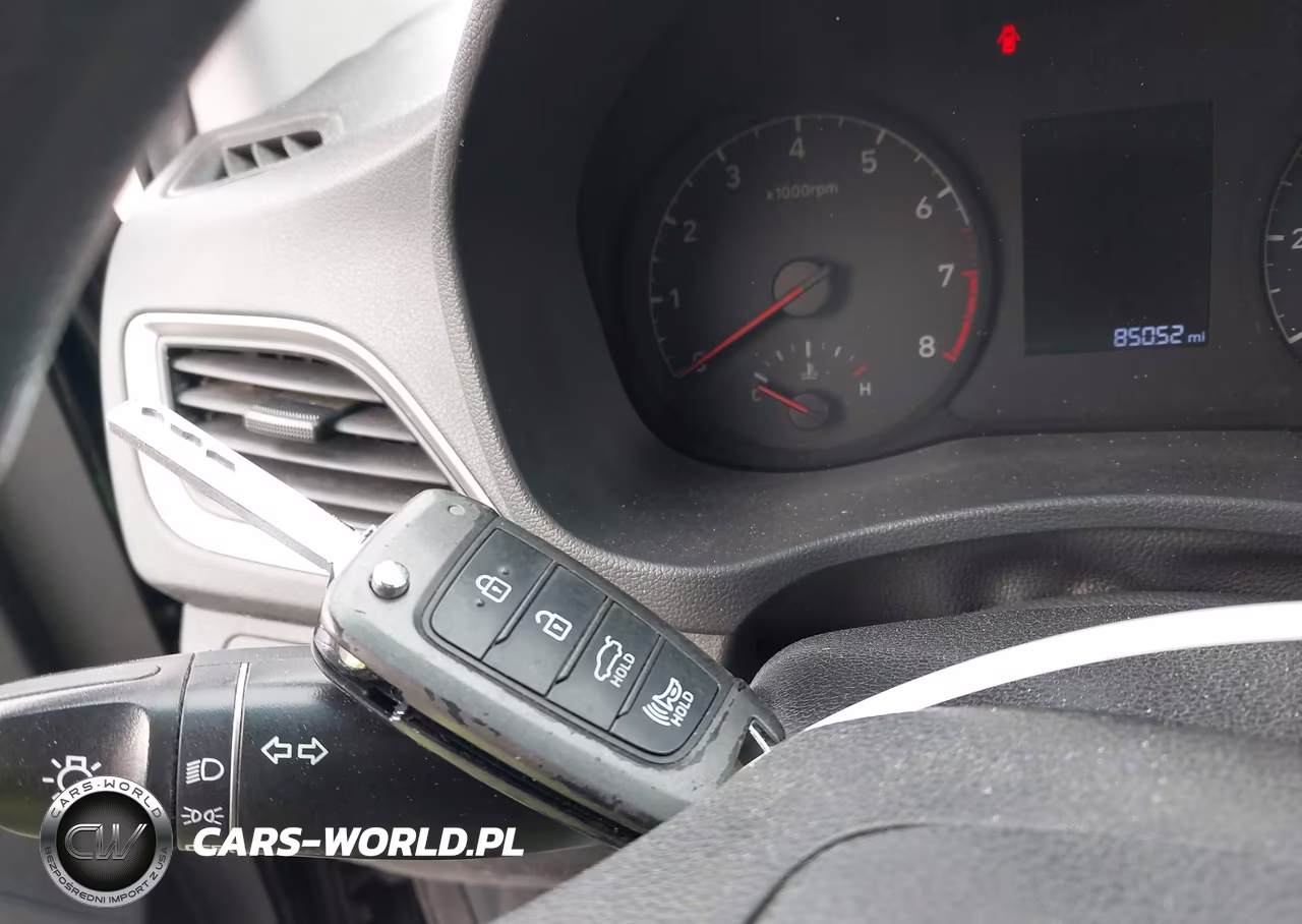 2018 Hyundai Accent Se VIN:3KPC24A36JE034296 - 11