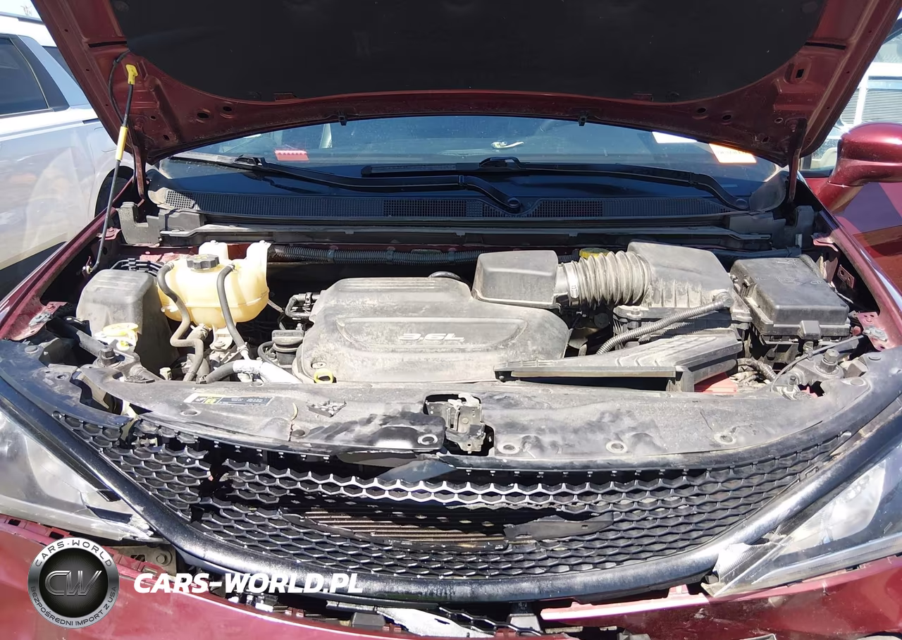 2018 Chrysler Pacifica Touring L VIN:2C4RC1BG5JR322316 - 10