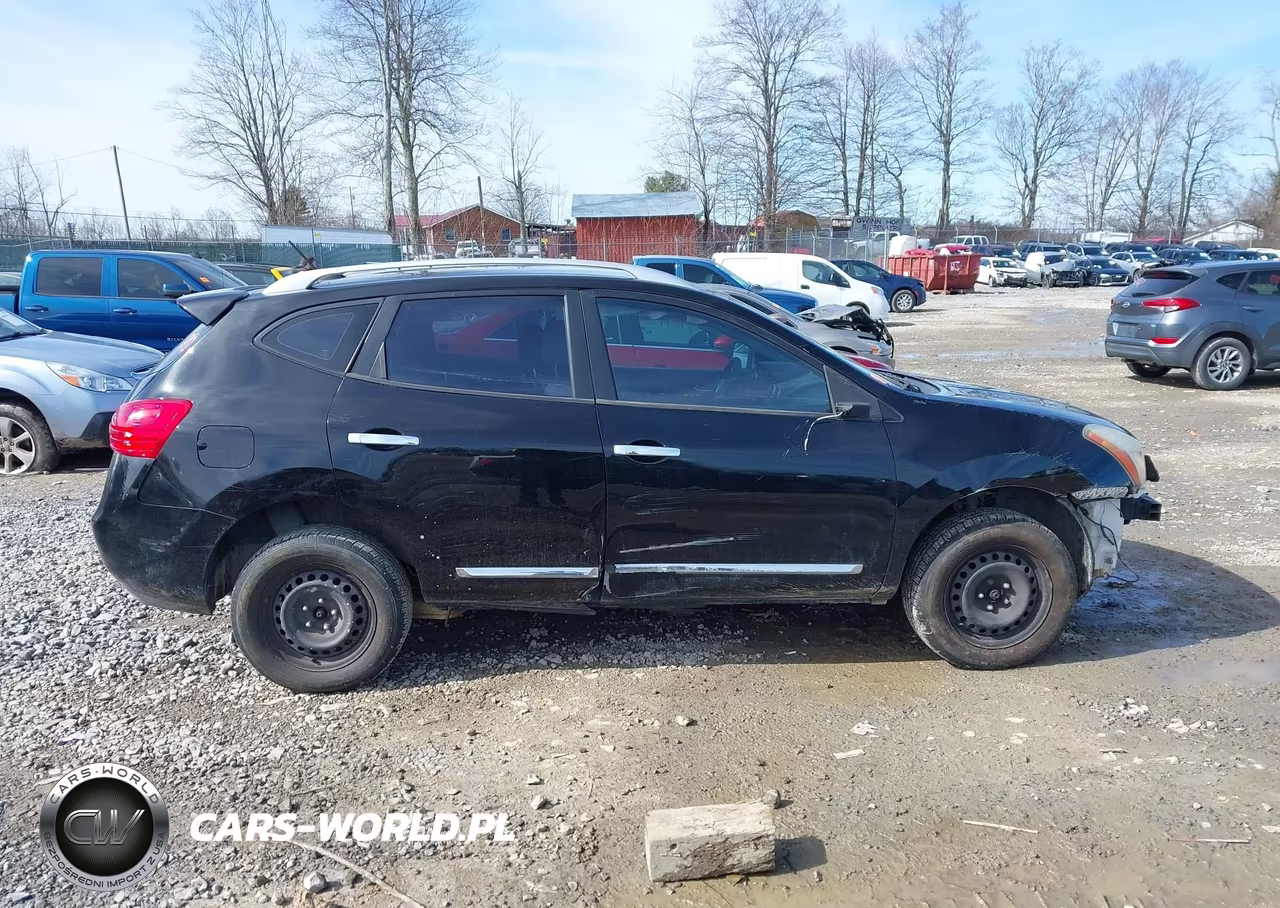 2015 Nissan Rogue Select S VIN:JN8AS5MV9FW757376 - 13