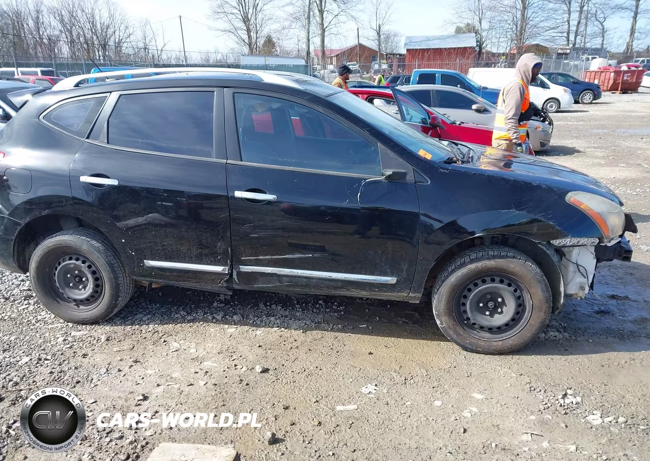 2015 Nissan Rogue Select S VIN:JN8AS5MV9FW757376 - 17