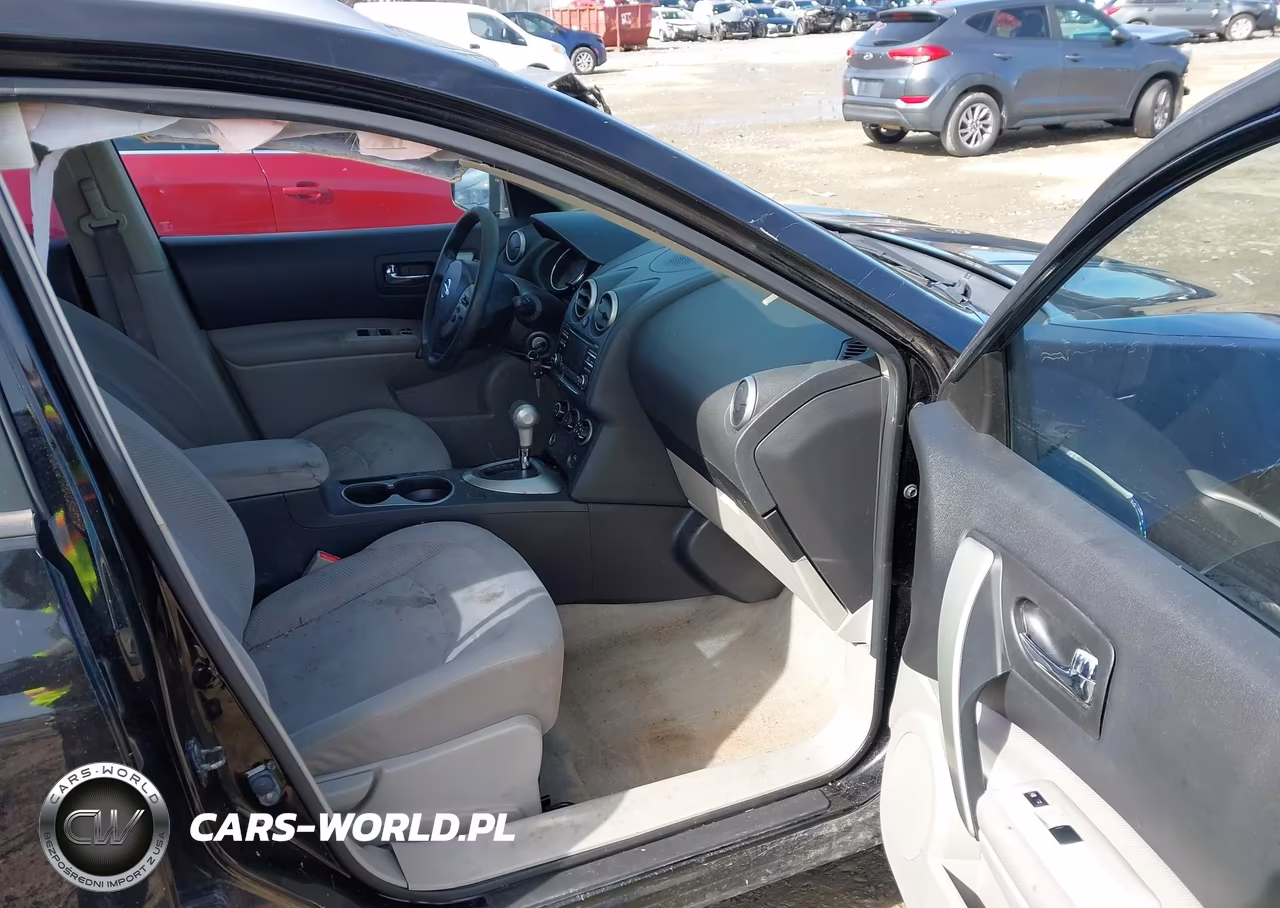 2015 Nissan Rogue Select S VIN:JN8AS5MV9FW757376 - 5