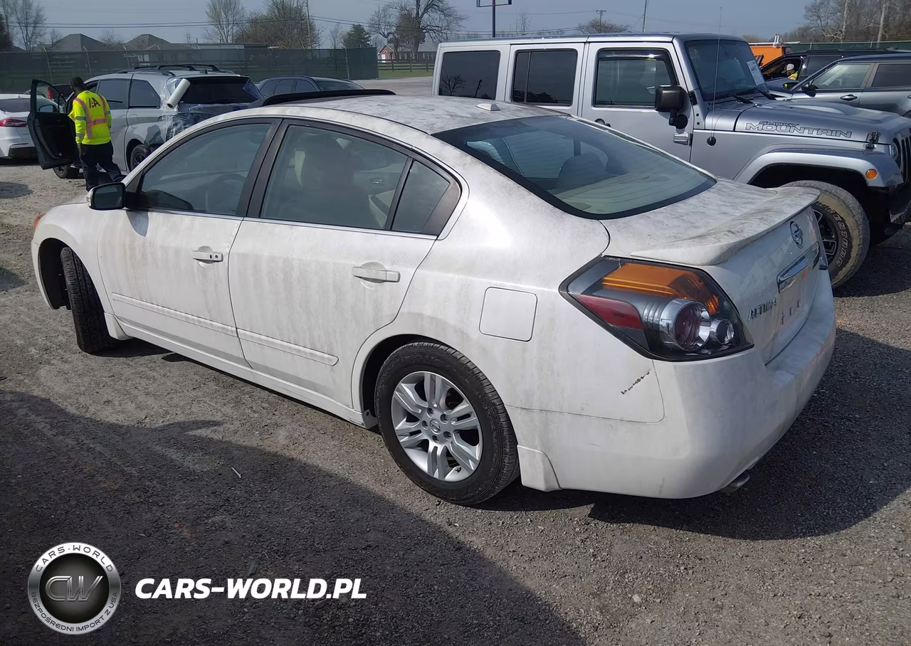 2011 Nissan Altima 2.5 S VIN:1N4AL2AP8BN472719 - 3