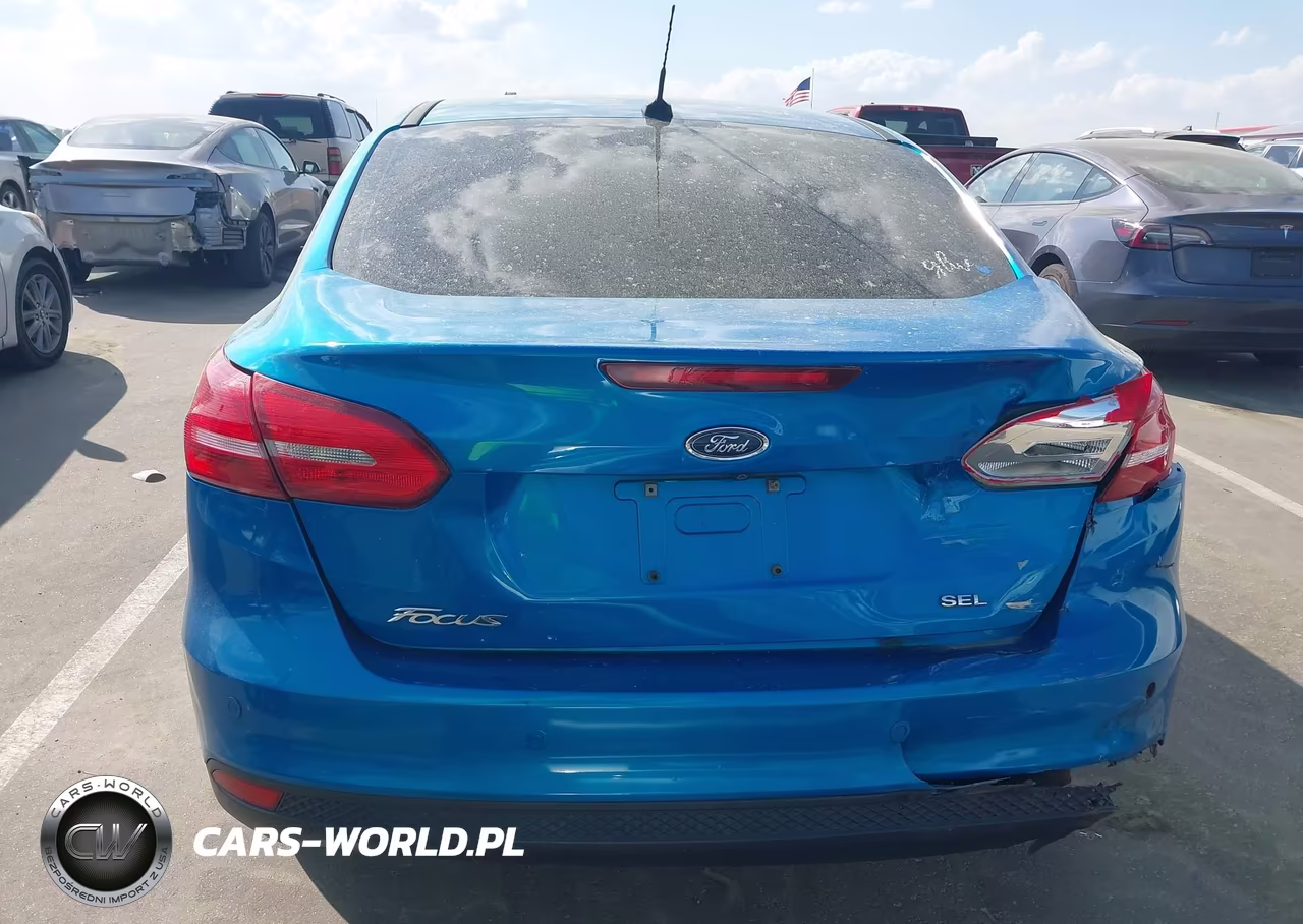 2017 Ford Focus Sel VIN:1FADP3H27HL220742 - 16