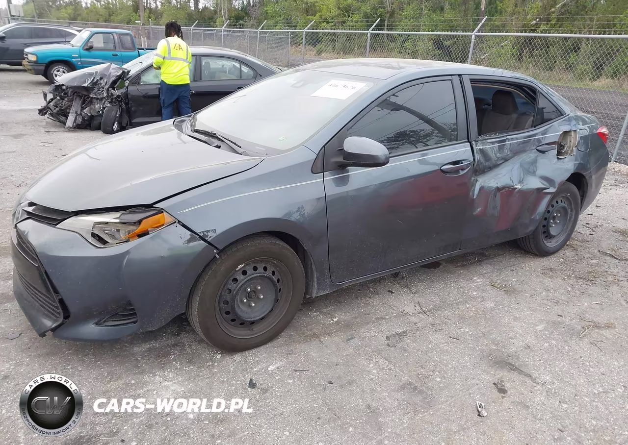2018 Toyota Corolla Le VIN:2T1BURHE9JC017288 - 2