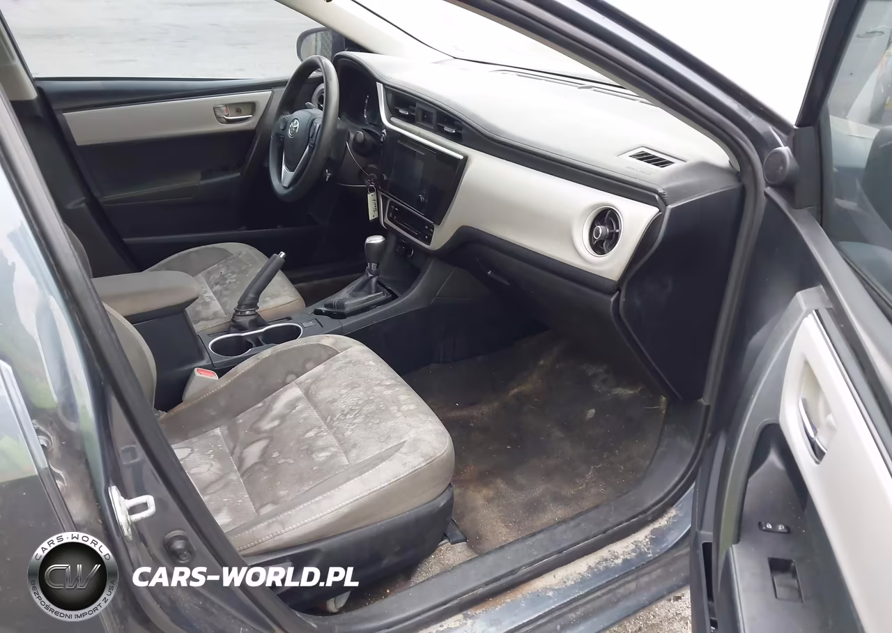 2018 Toyota Corolla Le VIN:2T1BURHE9JC017288 - 5