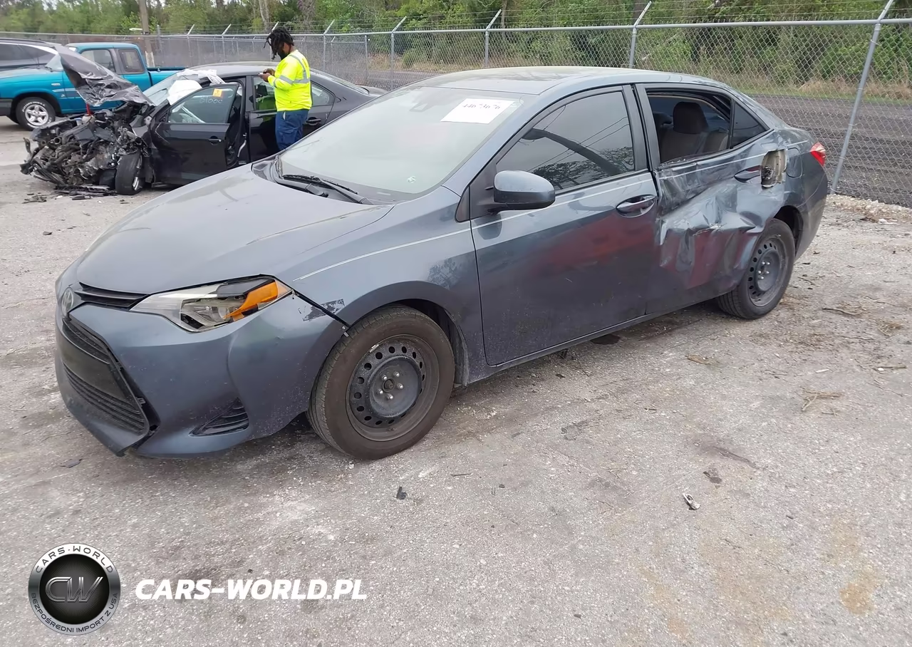 2018 Toyota Corolla Le VIN:2T1BURHE9JC017288 - 6