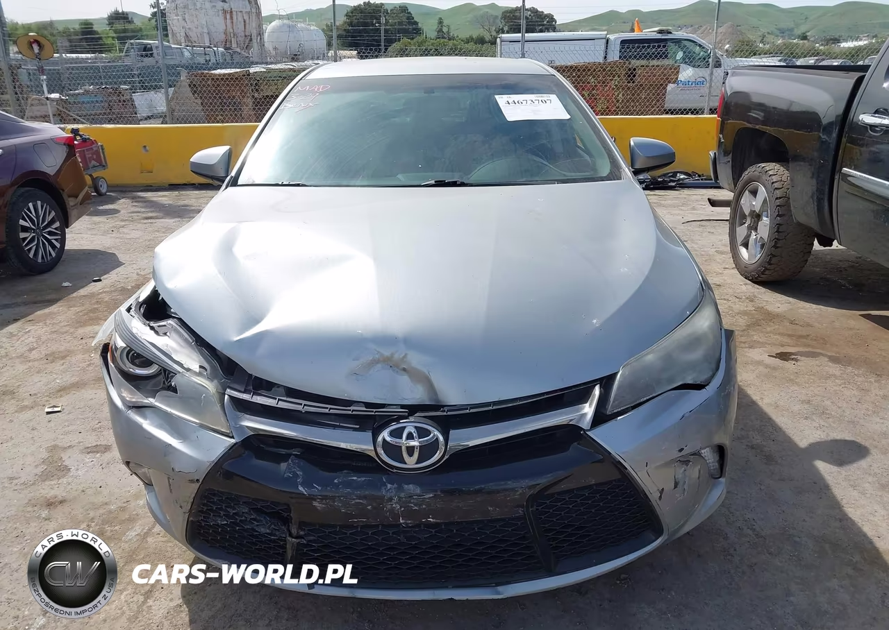 2017 Toyota Camry Se VIN:4T1BF1FK4HU370356 - 12