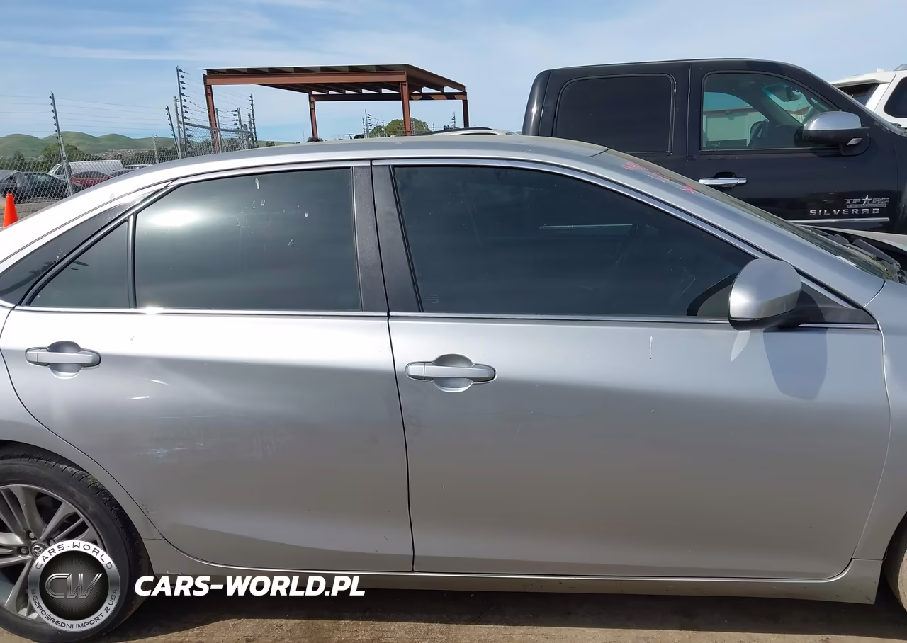 2017 Toyota Camry Se VIN:4T1BF1FK4HU370356 - 13