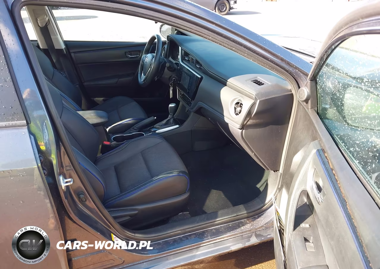 2018 Toyota Corolla Se-Xse VIN:5YFBURHE6JP848554 - 5