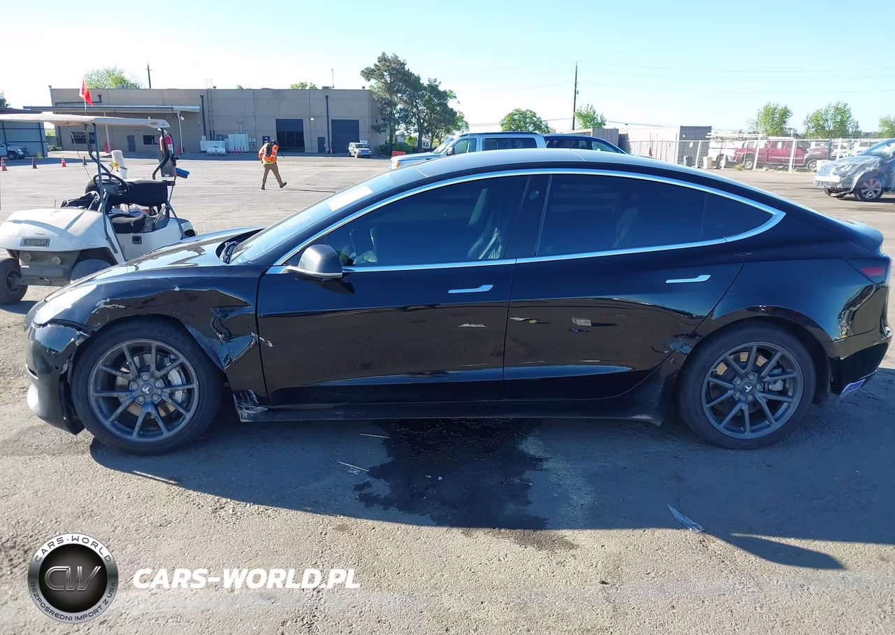 2018 Tesla Model 3 Long Range-Performance VIN:5YJ3E1EBXJF103198 - 15