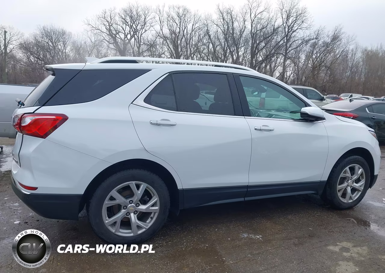 2018 Chevrolet Equinox Premier VIN:2GNAXVEV3J6306532 - 13