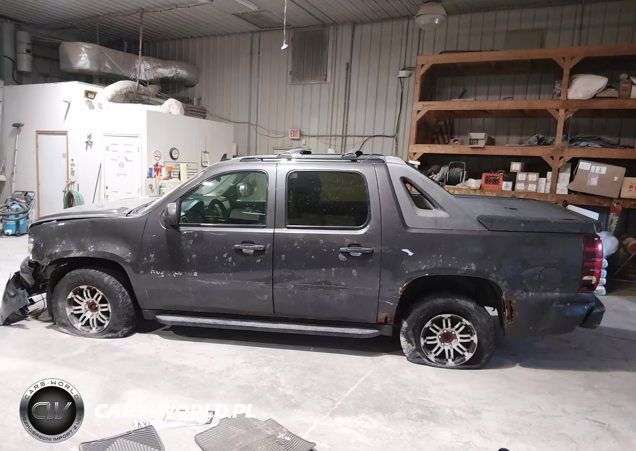2010 Chevrolet Avalanche 1500 Ls VIN:3GNVKEE0XAG157948 - 14