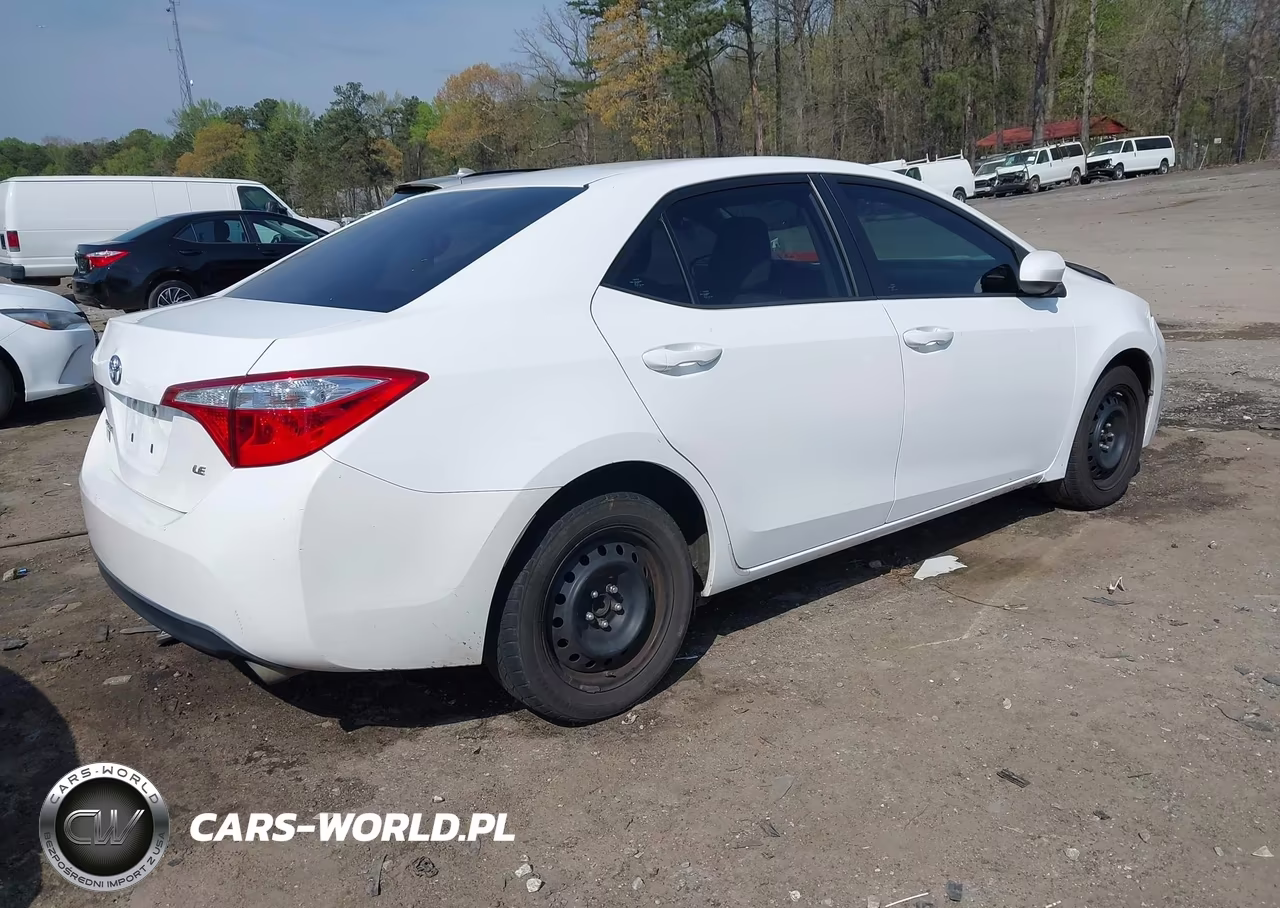 2016 Toyota Corolla Le VIN:2T1BURHE3GC554814 - 4
