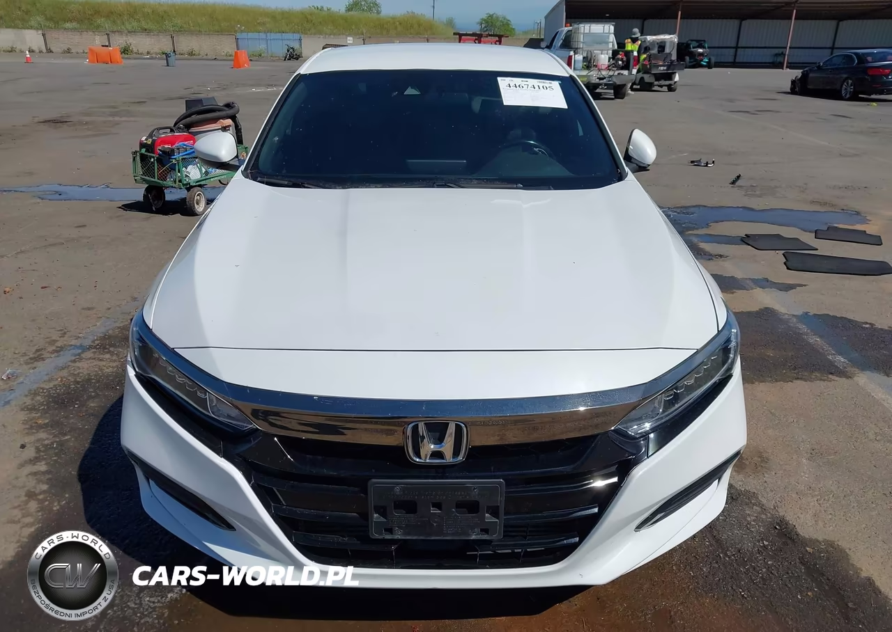 2018 Honda Accord Sport VIN:1HGCV1F30JA235615 - 12