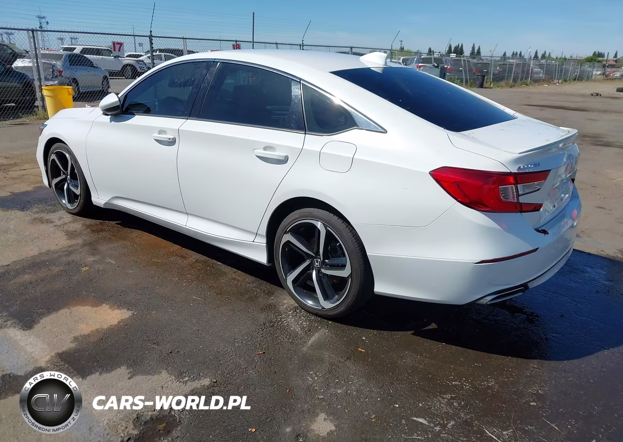 2018 Honda Accord Sport VIN:1HGCV1F30JA235615 - 3