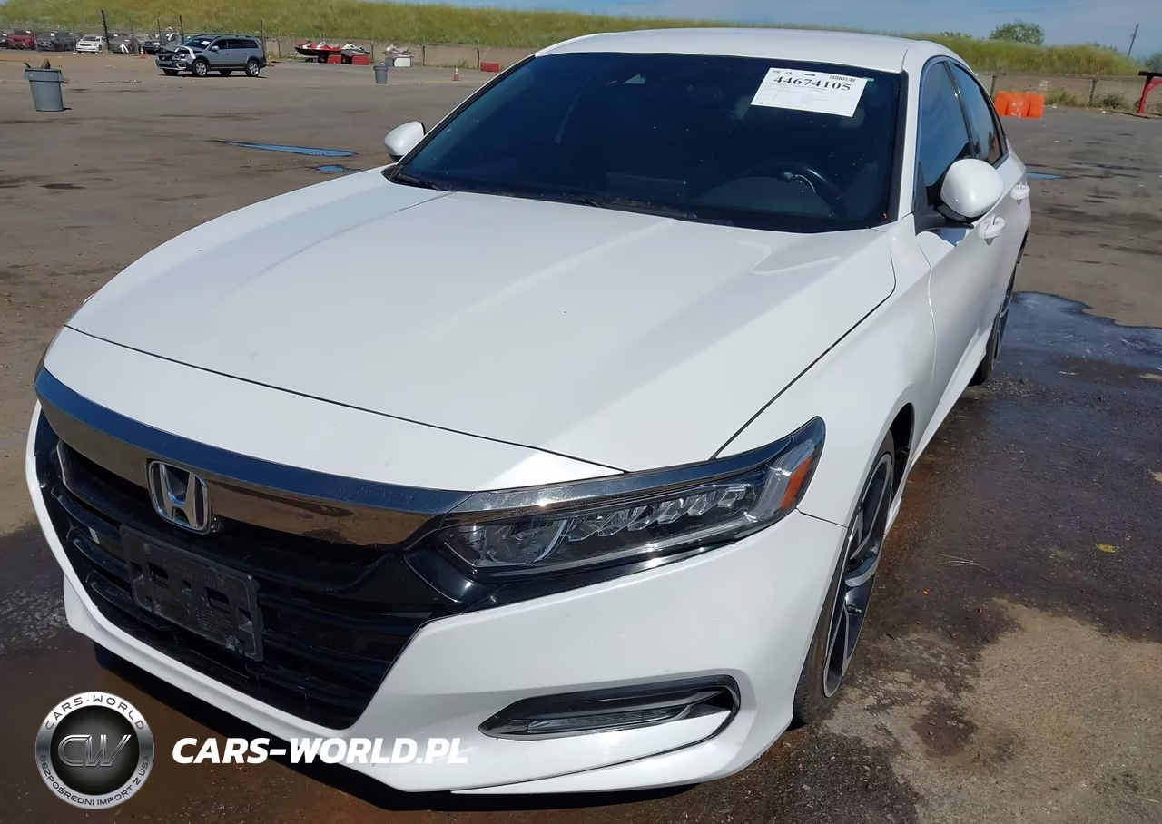 2018 Honda Accord Sport VIN:1HGCV1F30JA235615 - 6