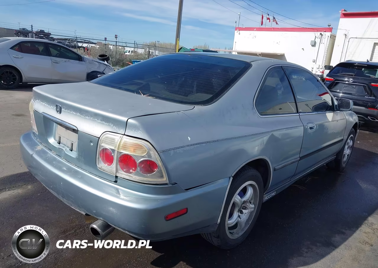1996 Honda Accord Lx VIN:1HGCD7233TA019126 - 4