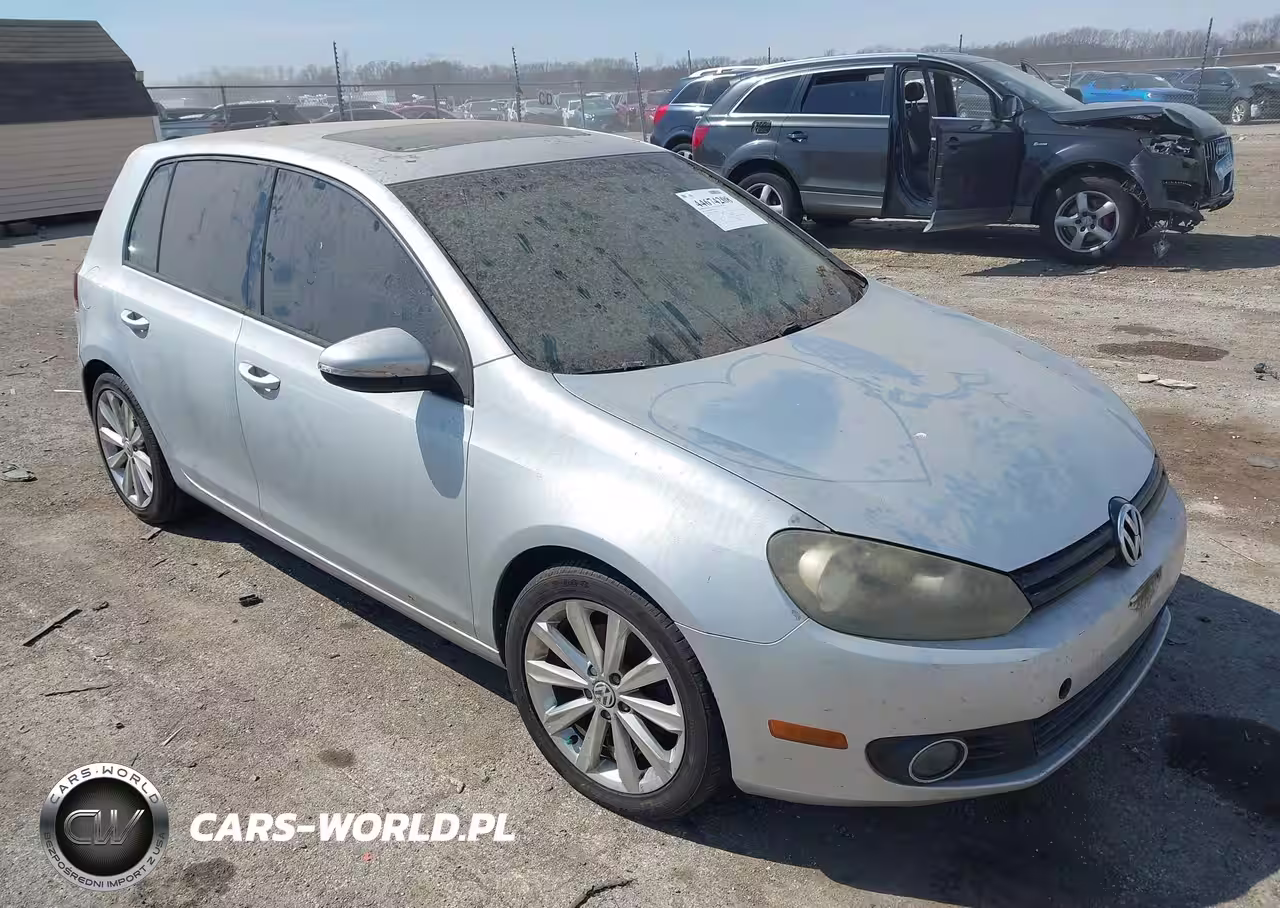 2013 Volkswagen Golf 2.0L Tdi 4-Door