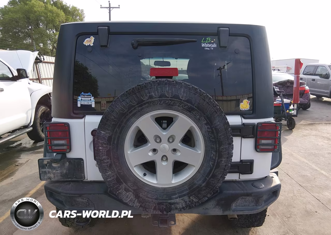 2016 Jeep Wrangler Sport VIN:1C4AJWAG2GL283736 - 16