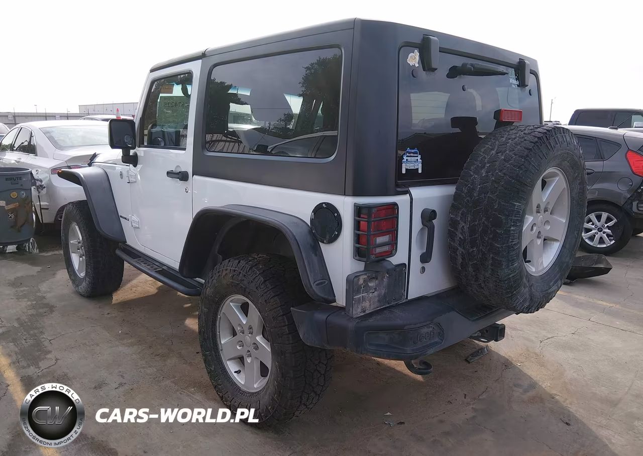 2016 Jeep Wrangler Sport VIN:1C4AJWAG2GL283736 - 3