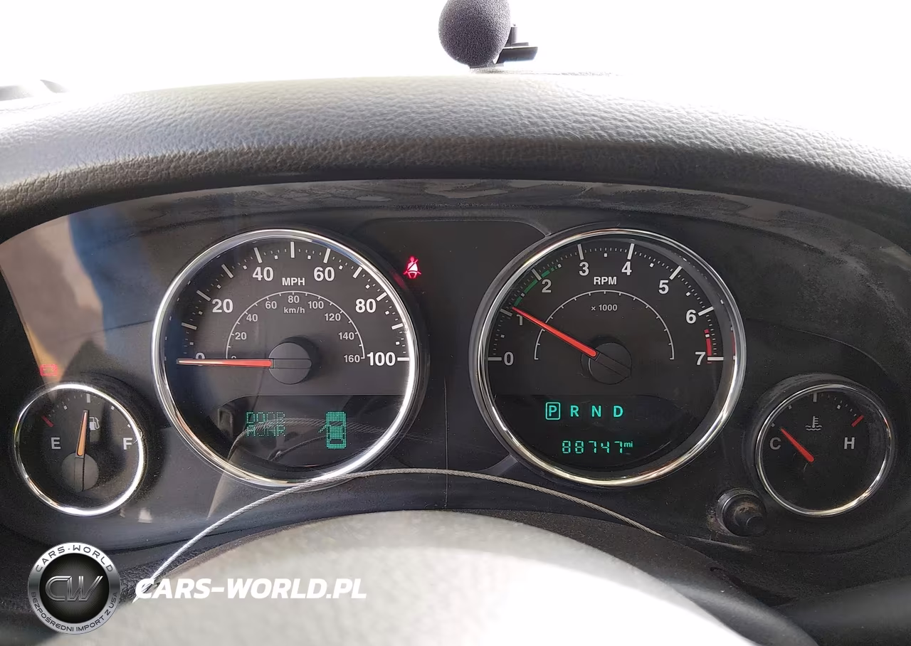 2016 Jeep Wrangler Sport VIN:1C4AJWAG2GL283736 - 7